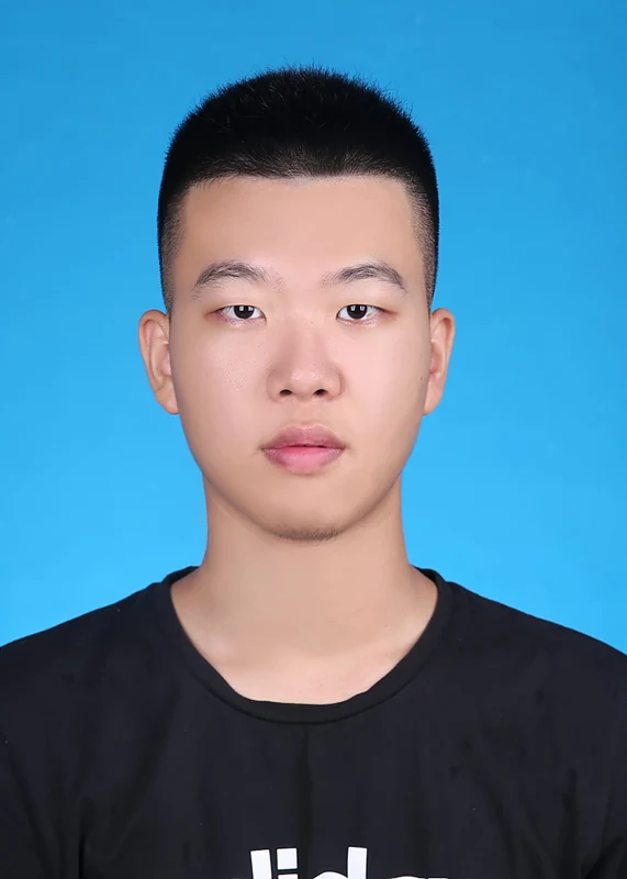 董炜博